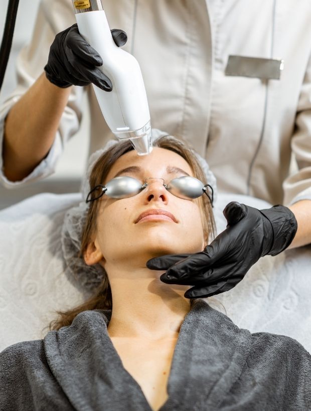 LASER SKIN RESURFACING